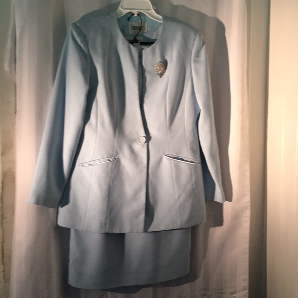 Suit